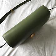 CELINE MEDIUM CLASSIC BAG KHAKI 189173 SIZE 24 x 18 x 7 CM - 5