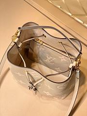 LV NÉONOÉ MM M45256 - 4
