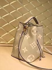 LV NÉONOÉ MM M45256 - 5
