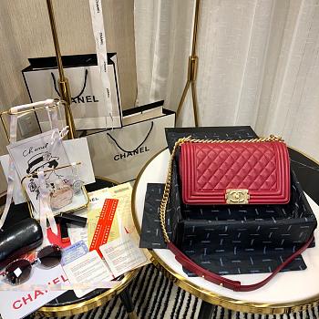 BOY CHANEL HANDBAG RED A67086 SIZE 25×15×7.5 CM