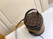 LOUIS VUITON CANNES M43986 SIZE 15 x 17 x 15cm - 4