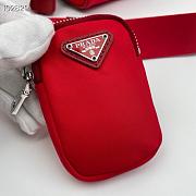 Prada Re-Edition 2005 Nylon Bag Red 1BB846 Size 20 x 11.5 x 11cm - 2