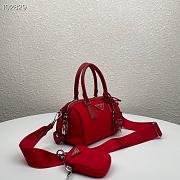 Prada Re-Edition 2005 Nylon Bag Red 1BB846 Size 20 x 11.5 x 11cm - 3