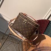 LOUIS VUITON NICE BB M42265 SIZE 24 x 14 x 17 CM - 1