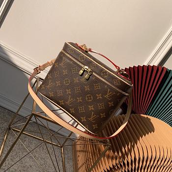 LOUIS VUITON NICE BB M42265 SIZE 24 x 14 x 17 CM