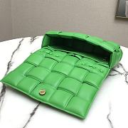 BOTTEGA VENETA CHAIN CASSETTE GREEN 631421 SIZE 26 x 18 x 8 CM - 3