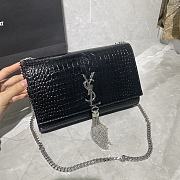 KATE MEDIUM IN CROCODILE PATTERN SILVER HARDWARE 354119 SIZE 24 x 14.5 x 5.5 CM - 4