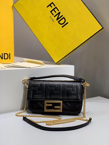 FENDI BAGUETTE BLACK 8BS017 SIZE 18.5 x 4.5 x 12 CM