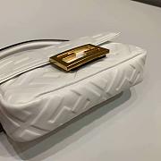 FENDI BAGUETTE WHITE 8BS017 SIZE 18.5 x 4.5 x 12 CM - 4