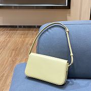 CELINE TRIOMPHE SHOULDER BAG PAPYRUS 194143 SIZE 20 x 10 x 4 cm - 3