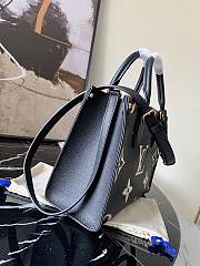LOUIS VUITON ONTHEGO PM M45659 25CM - 4