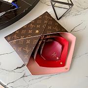 LV KIRIGAMI POCHETTE M62034 SIZE 23 x 16.5 x 0.3 cm  - 3