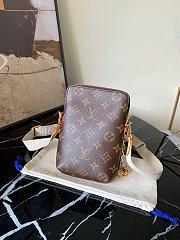 LV UTILITY PHONE SLEEVE M80746 SIZE 16 x 19 x 6 CM - 6