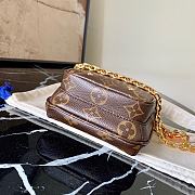 LV UTILITY PHONE SLEEVE M80746 SIZE 16 x 19 x 6 CM - 3