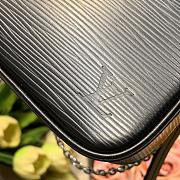 LV EASY POUCH ON STRAP M80471 SIZE 19 x 11.5 x 3 CM - 6