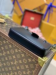 LV EASY POUCH ON STRAP M80471 SIZE 19 x 11.5 x 3 CM - 3