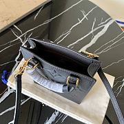 LV PETIT SAC PLAT M80478 SIZE 14 x 17 x 5 CM - 2