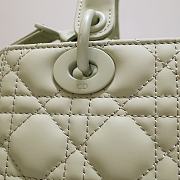 MEDIUM ULTRAMATTE LADY DIOR BAG AVOCADO GREEN M0565 SIZE 24 x 20 x 11 CM - 6