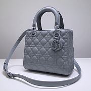 MEDIUM ULTRAMATTE LADY DIOR BAG DENIM BLUE M0565 SIZE 24 x 20 x 11 CM - 4