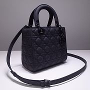 MEDIUM ULTRAMATTE LADY DIOR BAG INDIGO BLUE M0565 SIZE 24 x 20 x 11 CM - 3