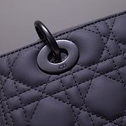 MEDIUM ULTRAMATTE LADY DIOR BAG INDIGO BLUE M0565 SIZE 24 x 20 x 11 CM - 5