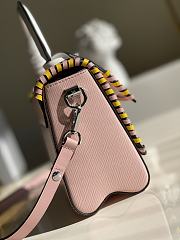 LOUIS VUITON TWIST MM POWDER PINK M57318 SIZE 23 x 17 x 9.5 cm - 2