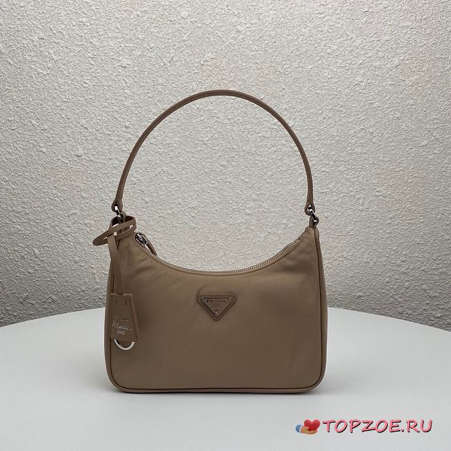 PRADA RE-EDITION 2005 RE-NYLON MINI BEIGE 1NE204 SIZE 23x13x5 CM - 1