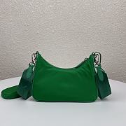 PRADA RE-EDITION 2005 RE-NYLON BAG GREEN 1BH204_R064 SIZE 22x12x6 CM - 3