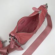 PRADA RE-EDITION 2005 RE-NYLON BAG LIGHT PINK 1BH204_R064 SIZE 22x12x6 CM - 3
