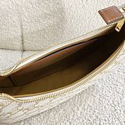 CELINE AVA BAG WHITE 193952 SIZE 23 × 14 × 7 CM - 3