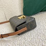 CELINE TRIOMPHE SHOULDER BAG TAN 194142 SIZE 20 × 10 × 4 CM - 6