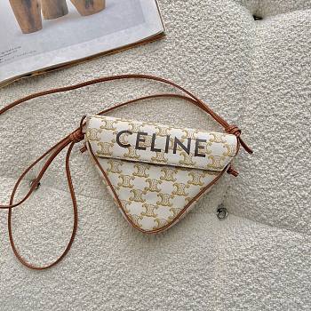 CELINE TRIANGLE BAG WHITE 195902 SIZE 21 × 15 × 4 CM