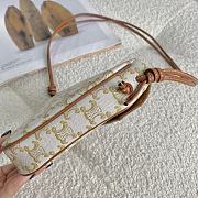CELINE TRIANGLE BAG WHITE 195902 SIZE 21 × 15 × 4 CM - 5