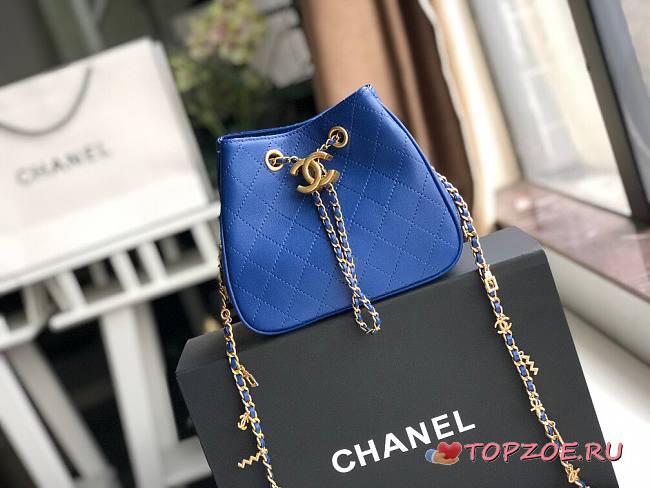 CHANEL BUCKET BAG WITH CHAIN BLUE 15CM - 1