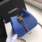 CHANEL BUCKET BAG WITH CHAIN BLUE 15CM - 2