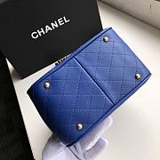 CHANEL BUCKET BAG WITH CHAIN BLUE 15CM - 6