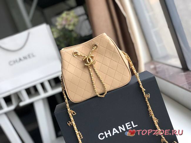 CHANEL BUCKET BAG WITH CHAIN CREAM 15CM - 1