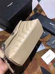YSL LOULOU SMALL IN QUILTED “Y” LEATHER CREAM 494699 SIZE 25 x 17 x 9 CM - 4