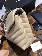 YSL LOULOU SMALL IN QUILTED “Y” LEATHER CREAM 494699 SIZE 25 x 17 x 9 CM - 3