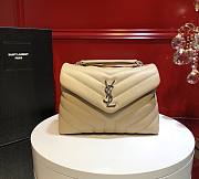 YSL LOULOU SMALL IN QUILTED “Y” LEATHER CREAM 494699 SIZE 25 x 17 x 9 CM - 1