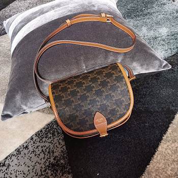 CELINE MEDIUM FOLCO BAG TAN 191502 SIZE 18 x 17 x 6.5 CM