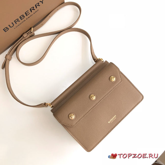 MINI HORSEFERRY PRINT TITLE BAG BROWN 80428521 SIZE 19 x 5 x 15 CM - 1
