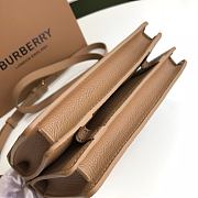 MINI HORSEFERRY PRINT TITLE BAG BROWN 80428521 SIZE 19 x 5 x 15 CM - 6