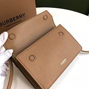 MINI HORSEFERRY PRINT TITLE BAG BROWN 80428521 SIZE 19 x 5 x 15 CM - 2