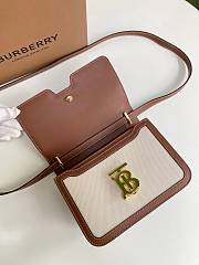 BURBERRY SMALL TWO-TONE TB BAG 80393651 SIZE 21 x 6 x 16 CM - 3