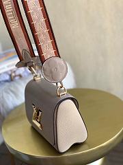 LV TWIST PM M57049 SIZE 19 x 15 x 9 CM - 6