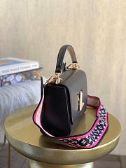 LV TWIST PM M57050 SIZE 19 x 15 x 9 CM - 4