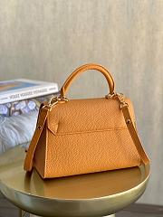 LV TWIST ONE HANDLE PM M57136 SIZE 17 x 25 x 11 cm - 2
