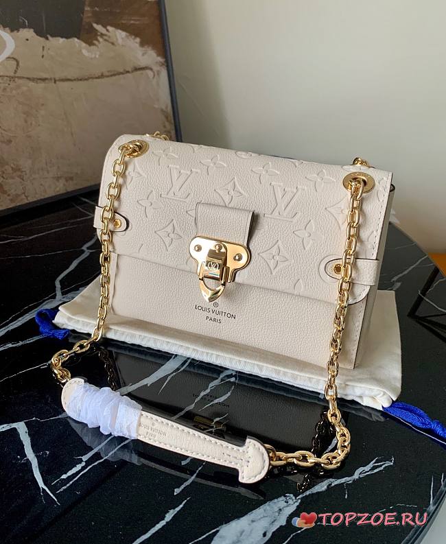 LV VAVIN BB CREAM M44550 SIZE 21 x 15 x 8 CM - 1