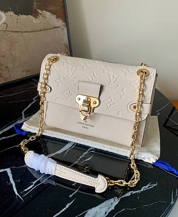 LV VAVIN BB CREAM M44550 SIZE 21 x 15 x 8 CM